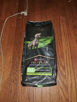 Purina Pro Plan Veterinary Diets HA Hydrolyzed Vegetarian Canine Formula Dry Dog Food, 6 lbs.