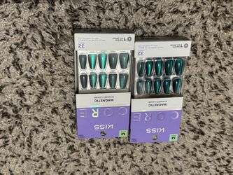 Kiss Core Magnetic Shimmer & Shine Press-On Nails – 2 Pack