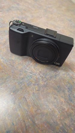 Ricoh gr apsc
