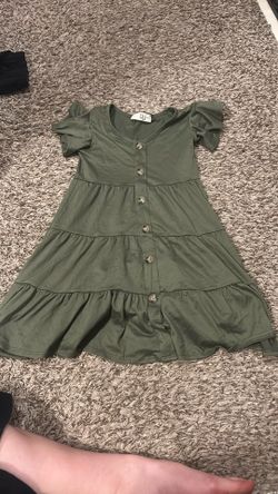 Green Dress Girls (8)