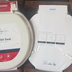 Toilet set