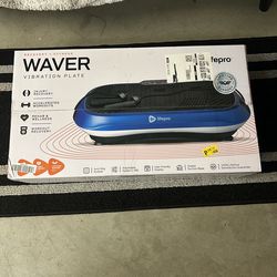 Waver vibration exercise plate
