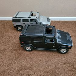 Set Of 2 Die Cast 2003 HUMMER H2 1:18 Scale 