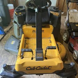 Cab Cadet Zero Turn Tractor 