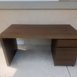 Ikea Malm Desk Table