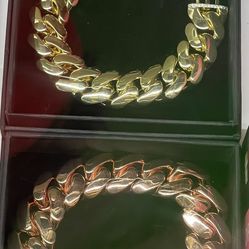 Cuban Link Bracket With Diamond Lock