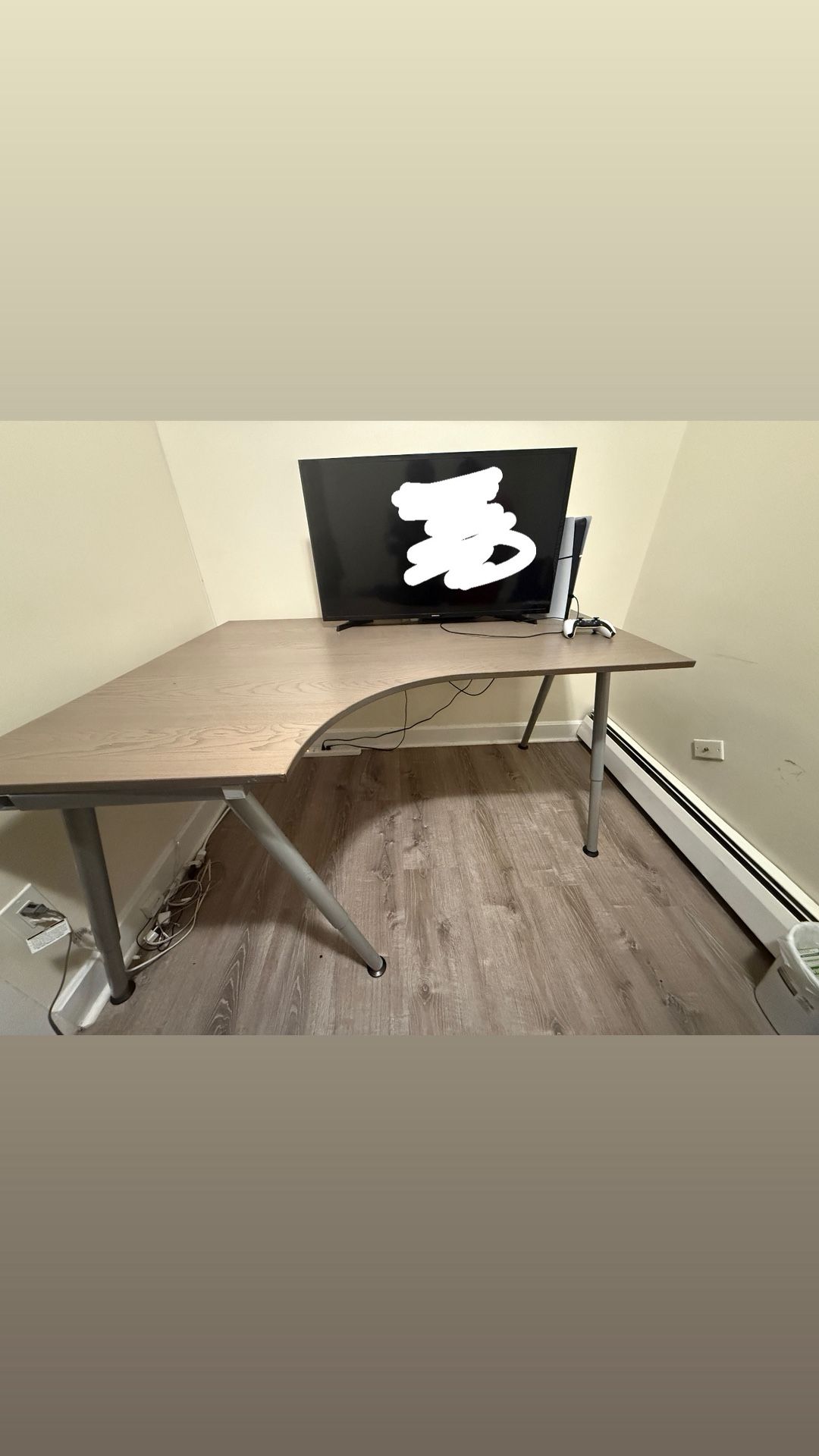 Work Desk I Can Work On The Price If You’d Like I Can Drop Of Also