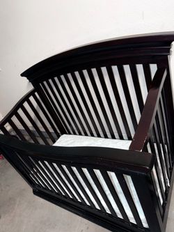 Baby crib
