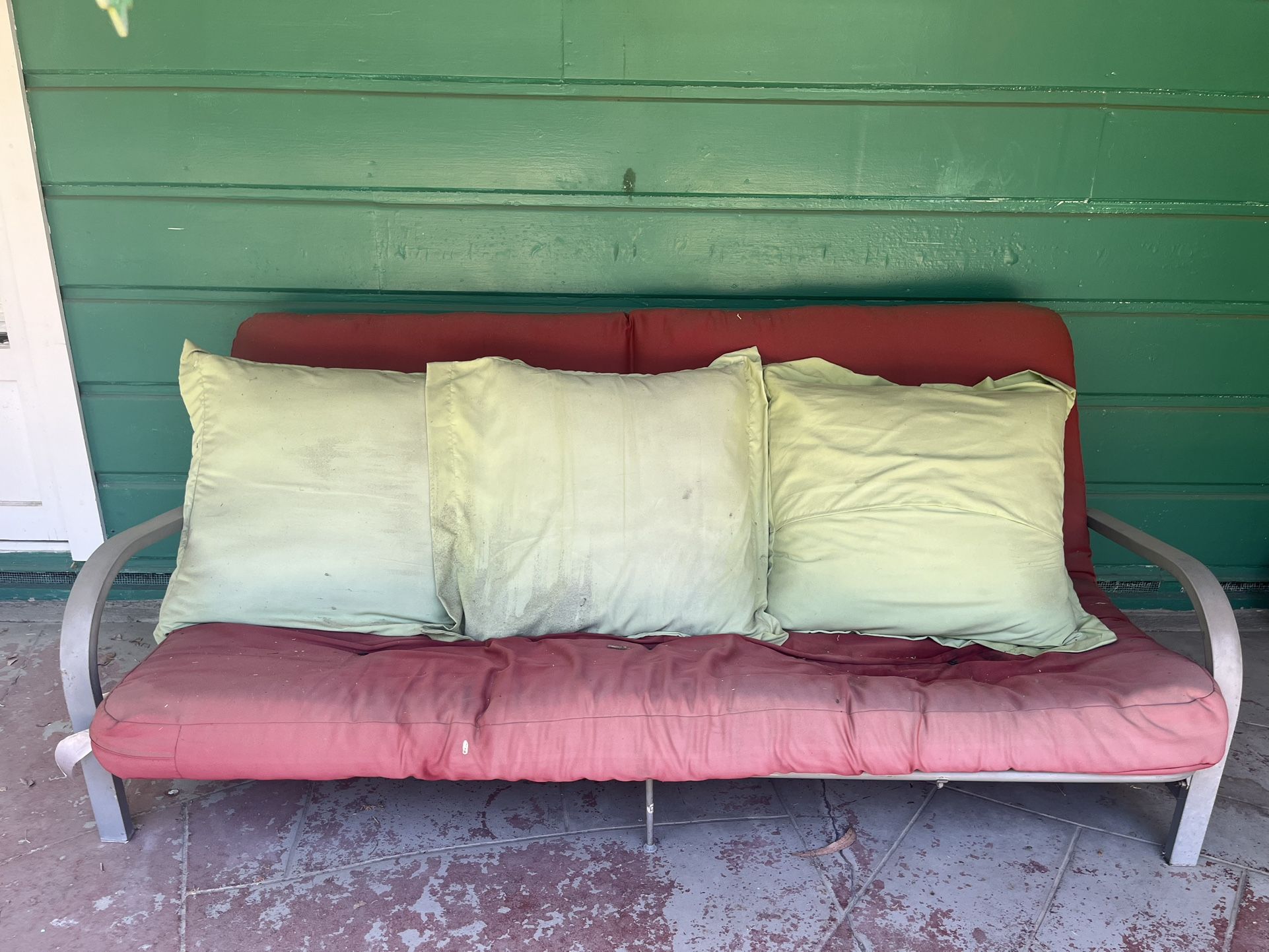 Free Futon