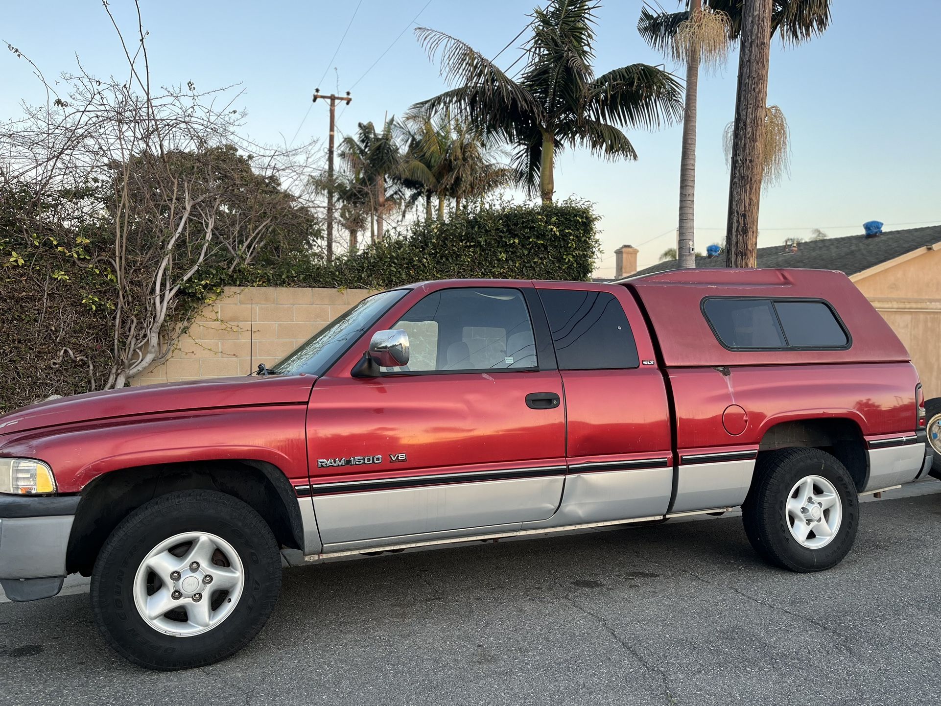 Dodge Ram 1500 SLT Laramie 