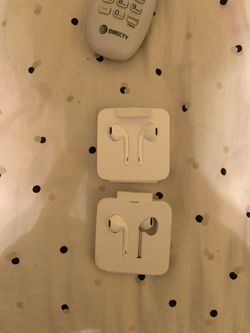 Apple earbuds