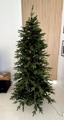 7ft Christmas Tree