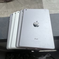 Apple iPad 1st Gen. 16GB, Wi-Fi, 9.7in - Black (CA)  *GOOD WORKING* BUNDLE!