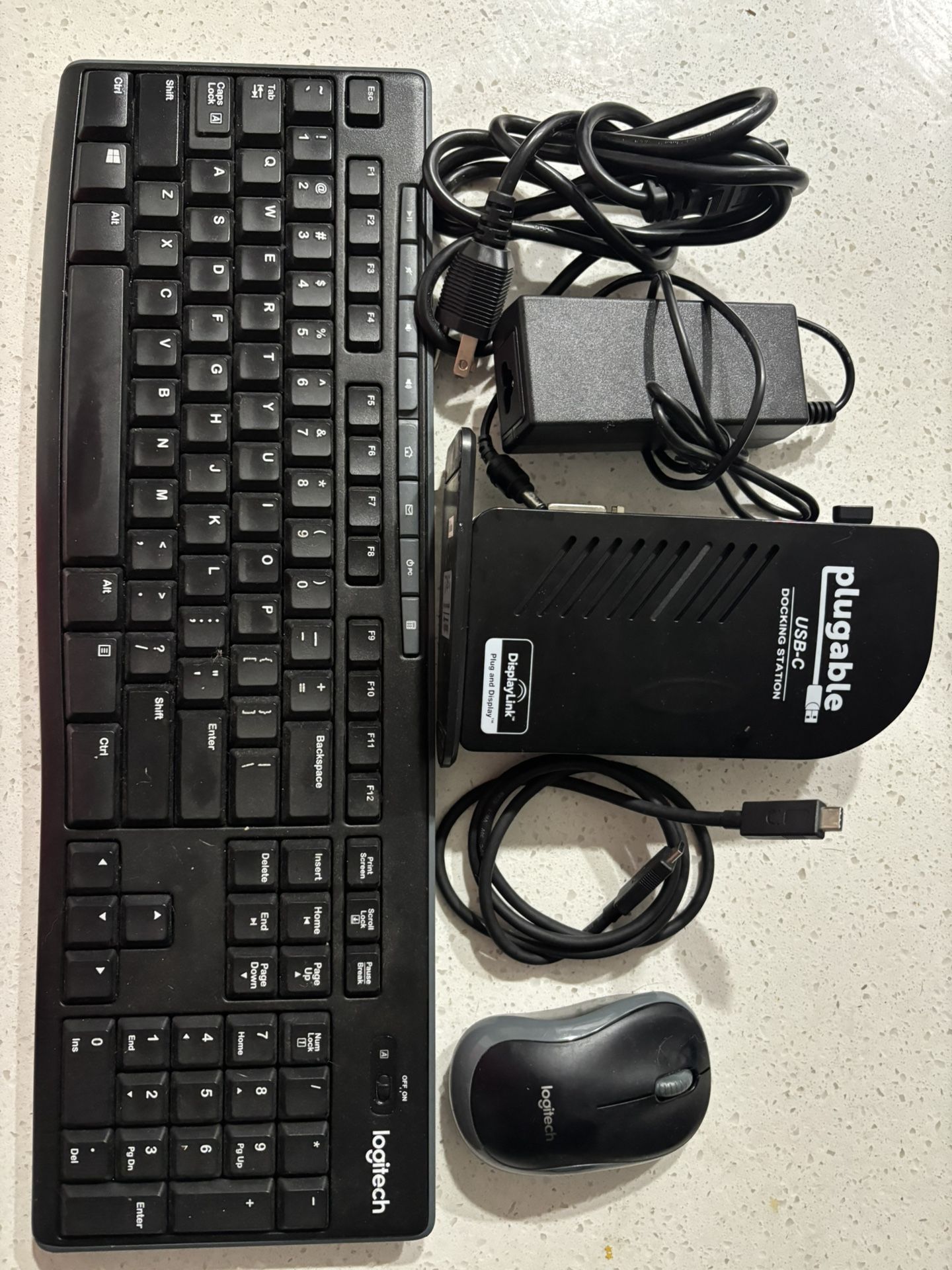 Logitech Keyboard and Mouse with Plugable Docking Station