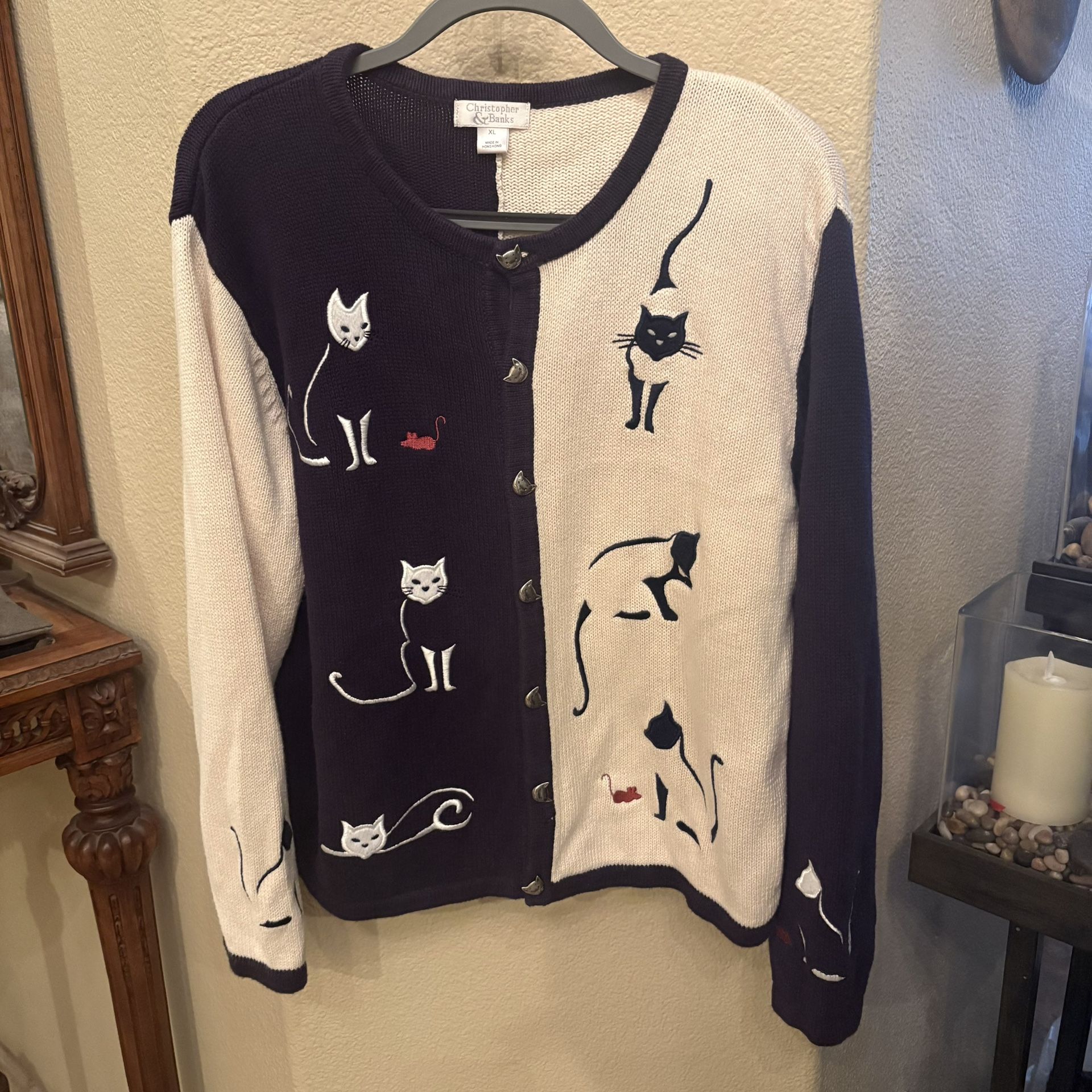 Vintage CHRISTOPHER & BANKS 2003 Embroidered Cat Silver Button Cardigan Size XL