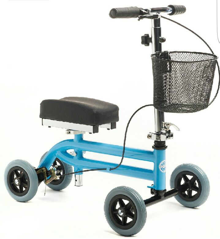 Kids Knee Walker Child Knee Scooter Pediatric Crutches Alternative in Light Blue