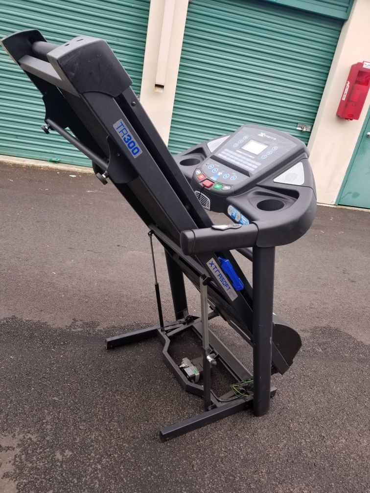 xterra tr300 treadmill for Sale in Atlanta, GA OfferUp