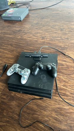 PS4 and two laptops 250$ for everything NEGOTIABLE If u want separate items