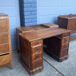 Vintage Furniture 