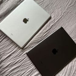 2 iPads 9th GEN