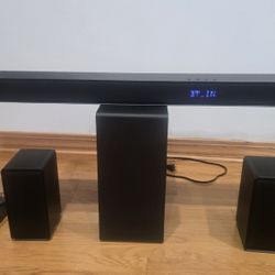 Hisense AX700 5.1.4ch Soundbar with Wireless Subwoofer & Surround Speakers