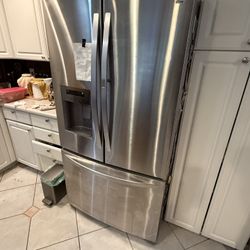 Kenmore Freezer & Refrigerator 