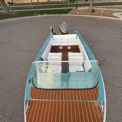 1967 Crestliner 