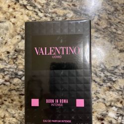Valentino Born in Roma Intense 