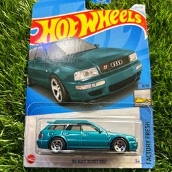 Teal 1994 Audi Avant A82 1994 Hot Wheels #HotWheels #AudiAvant