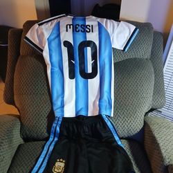 Argentina ,"MESSI" Jersey w/ .atching Shorts