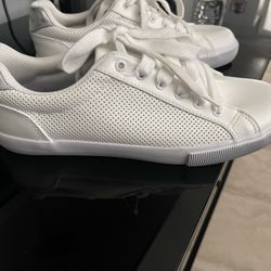Náutica Sneakers Size 8 1/2