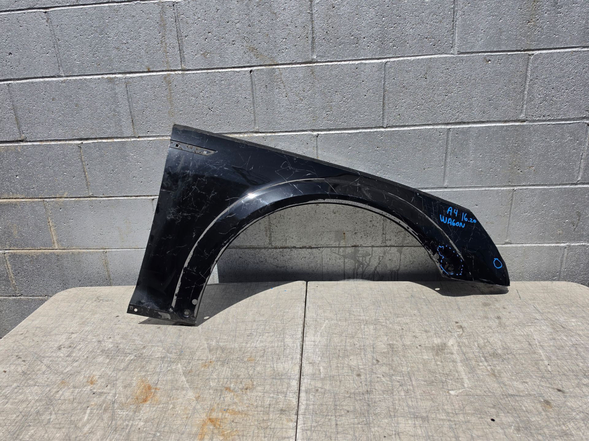 Right fender Audi a4 wagon hatchback 2016 2017 2018 2019 2020