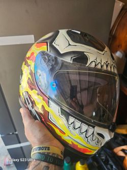 Full-Face Motorcycle Helmet Skull Flame Graphics