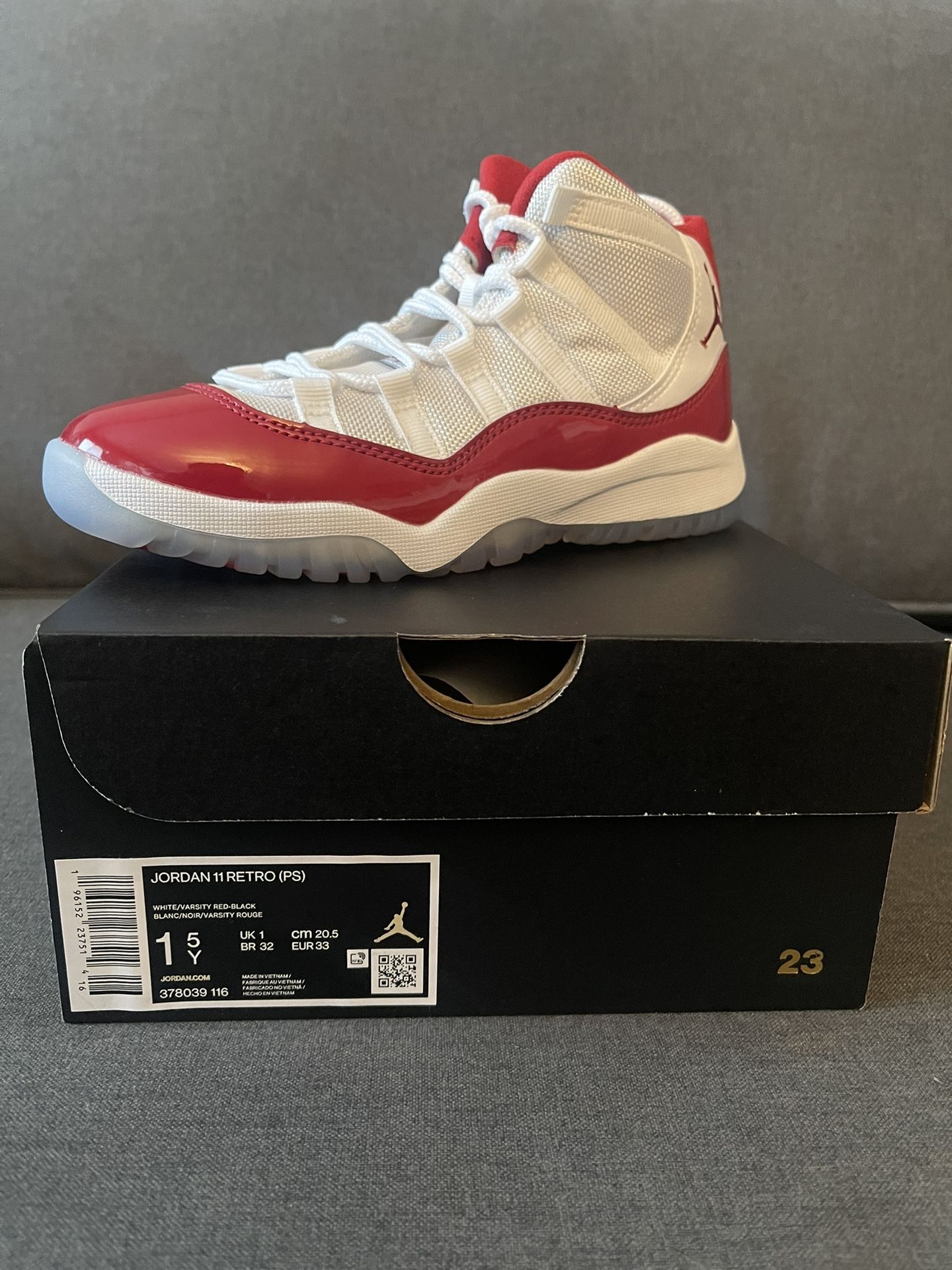 Brand New Jordan 11 Cherry Size