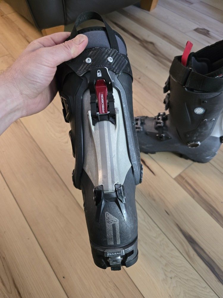 Dynafit Beast Carbon Ski Touring AT Boots 27.5 Ice & Snow sports