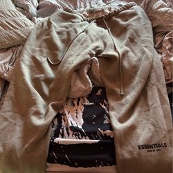 Grey essential sweats