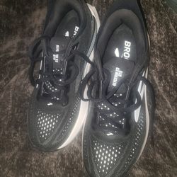 Brooks shoes