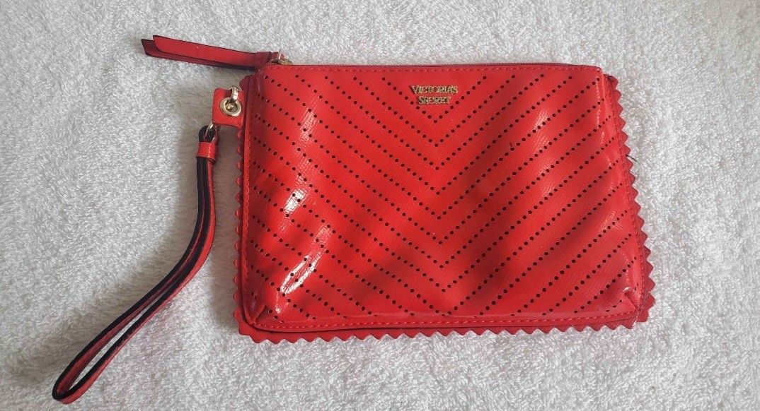 Victoria Secret Red Wristlet Purse Like New Shape