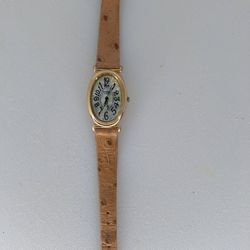 Vintage Sonnet Quartz Wristwatch with Ostrich Band