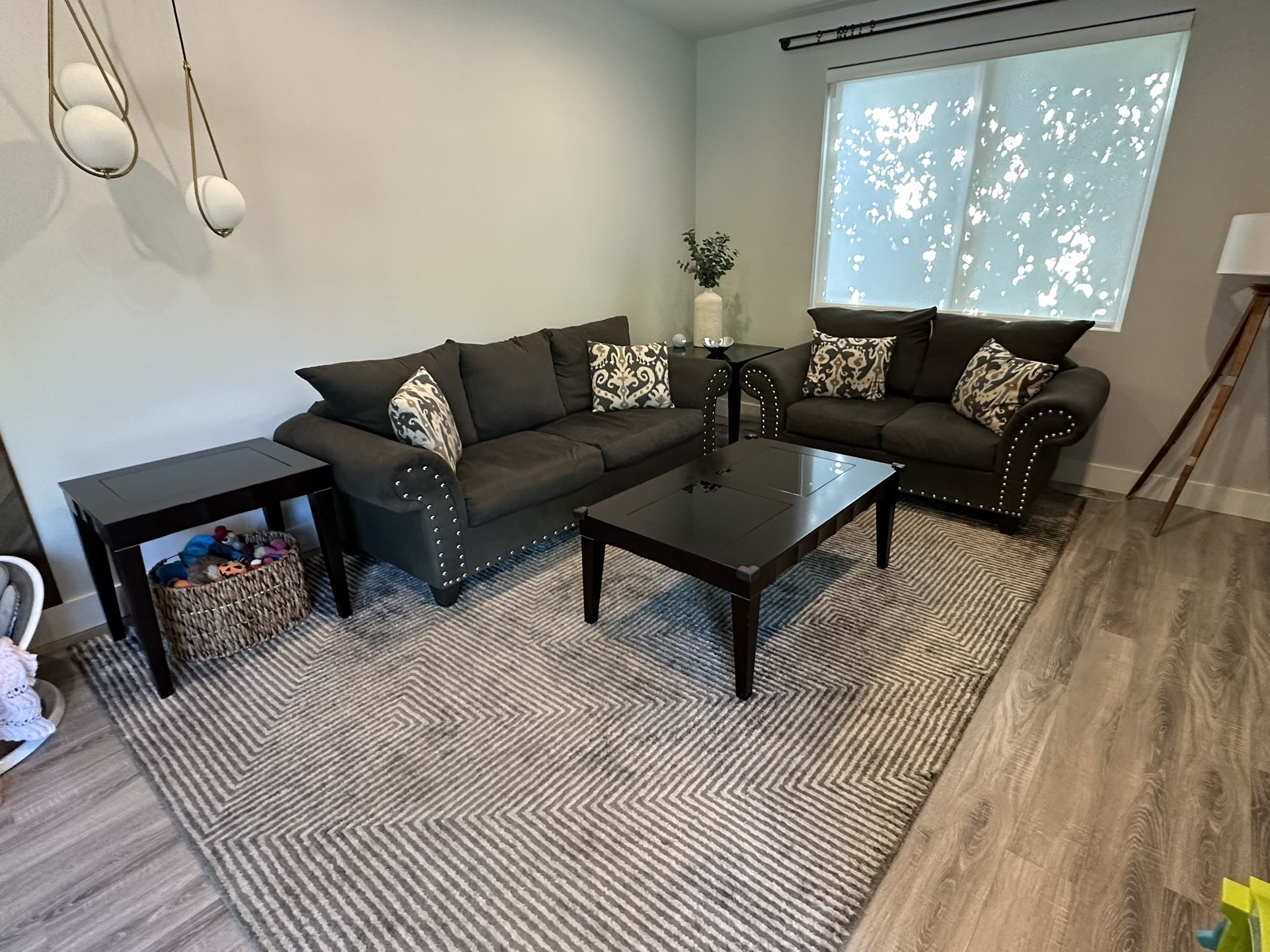 Beautiful Living Room Set for Sale in Orlando, FL - OfferUp