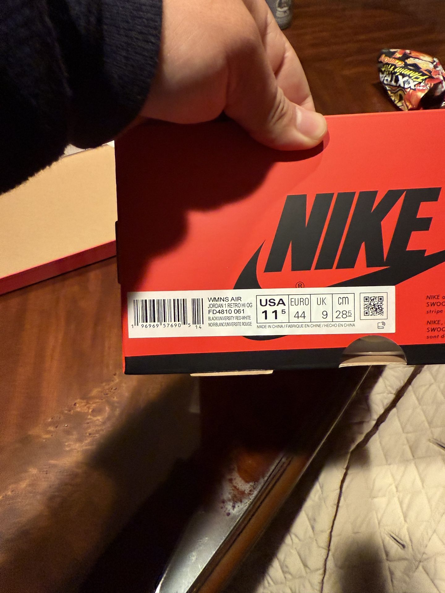 Nike Jordan 1 Satin Red