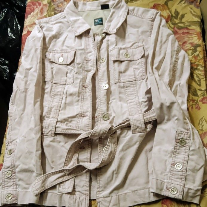Safari Look Women's Trench Jacket