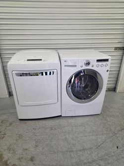 LG washer and dryer like new very good condition you got 60 days warranty