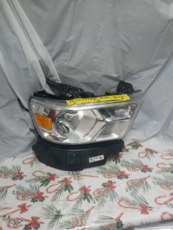 2019-21 Dodge Ram Right Headlight