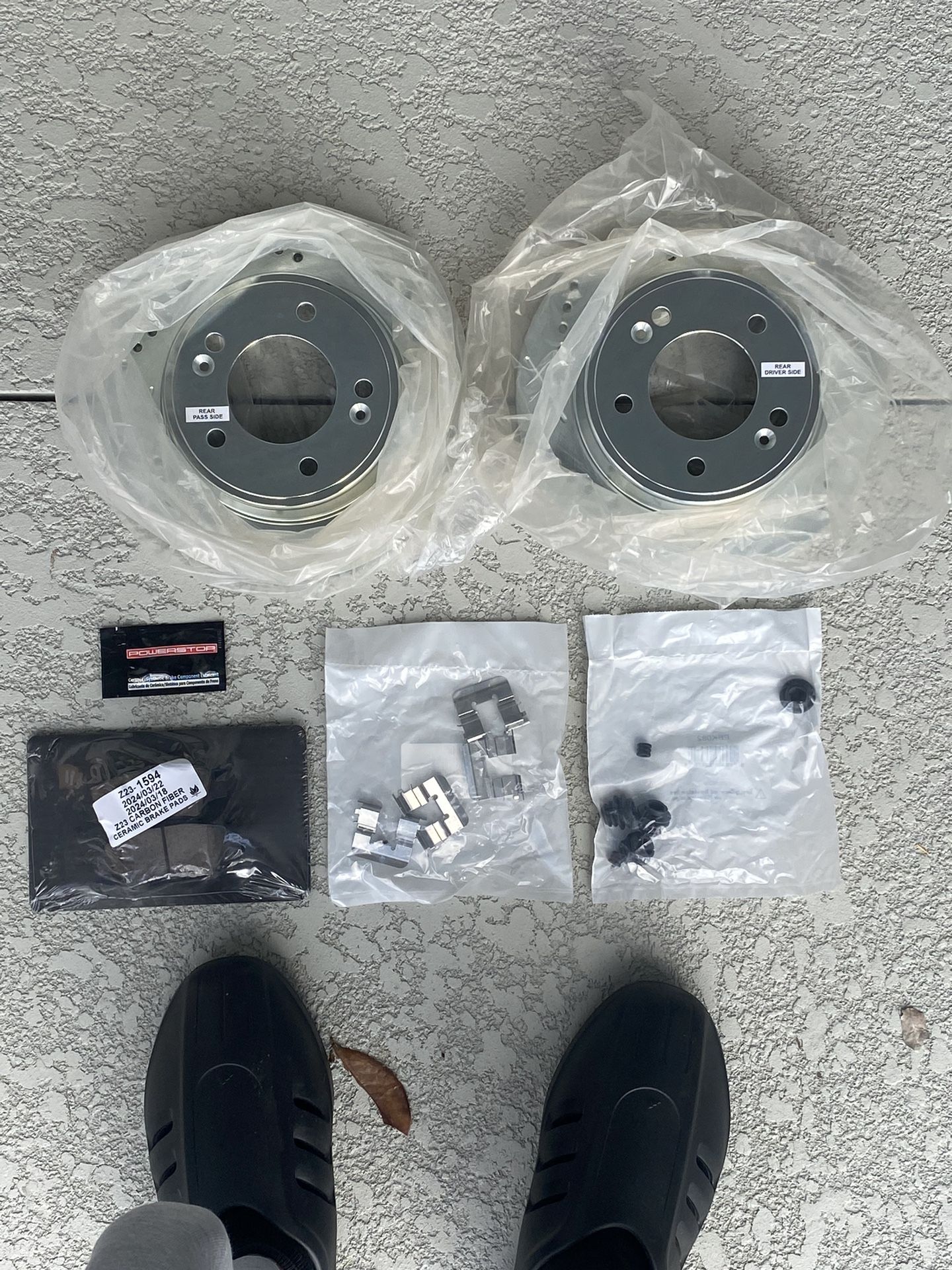 Rear Brake Set