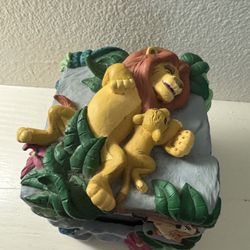 1994- The Lion King (4) Sided Photo Display