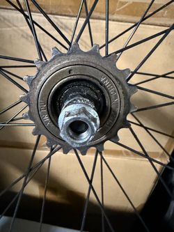 26in bicycle rear wheel freewheel single speed $40