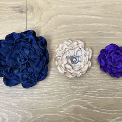 3 Handmade Ribbon Flowers Roses For Crafts, Sewing, Genuine Pearl