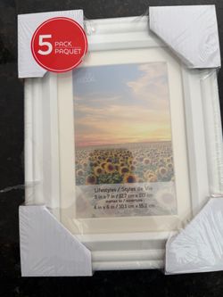 New Studio Décor 5-Pack White 5x7 Picture Frames with Mats