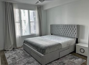 GREY BED w/ Storage Drawers